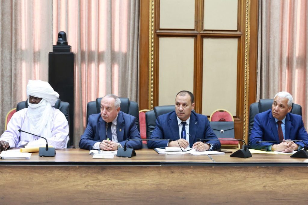 اللجنة متساوية الأعضاء تفصل في مواد قانون المرور محل الخلاف بالجزائر
