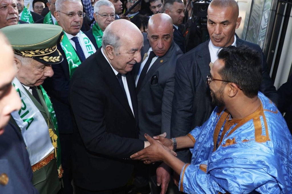 الرئيس الجزائري يعلن عن الانطلاق الفعلي لمنجم غارا جبيلات والخط السككي الغربي