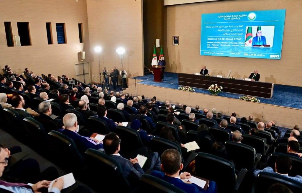 أوامر وتوجيهات عطاف للقنصليات الجزائرية