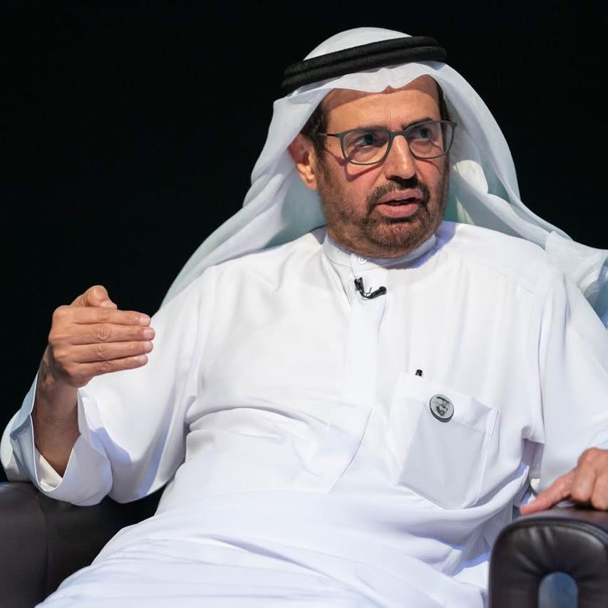 الإمارات تشن حملة إعلامية ورقمية ضد السعودية.. راشد النعيمي يقود الجوق!