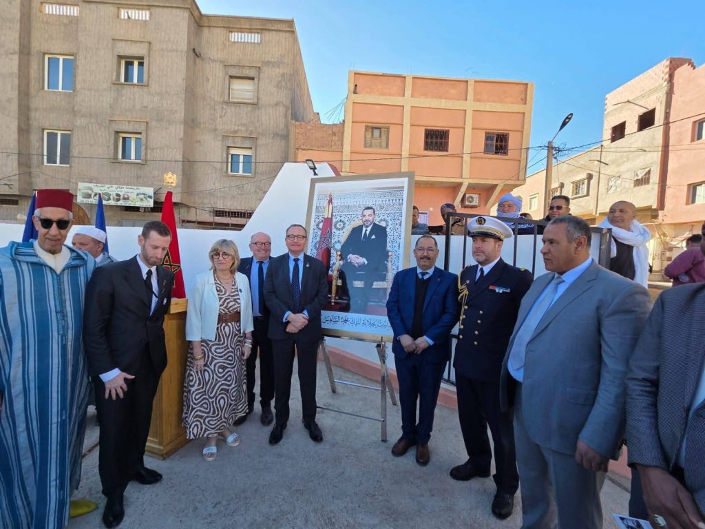 فرنسا تدشن مقبرة للحركى المغاربة الذين حاربوا  الجزائريين ..!