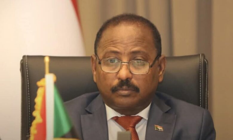 وزير العدل السوداني يفتح النار على الإمارات!