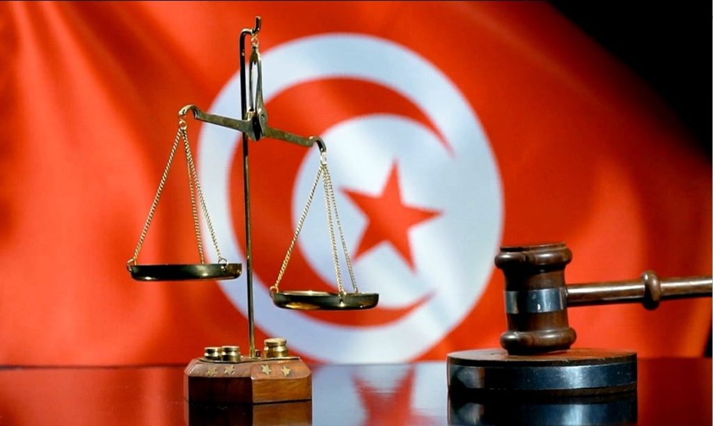 24 عاما سجنا لرئيس الوزراء التونسي السابق علي لعريض