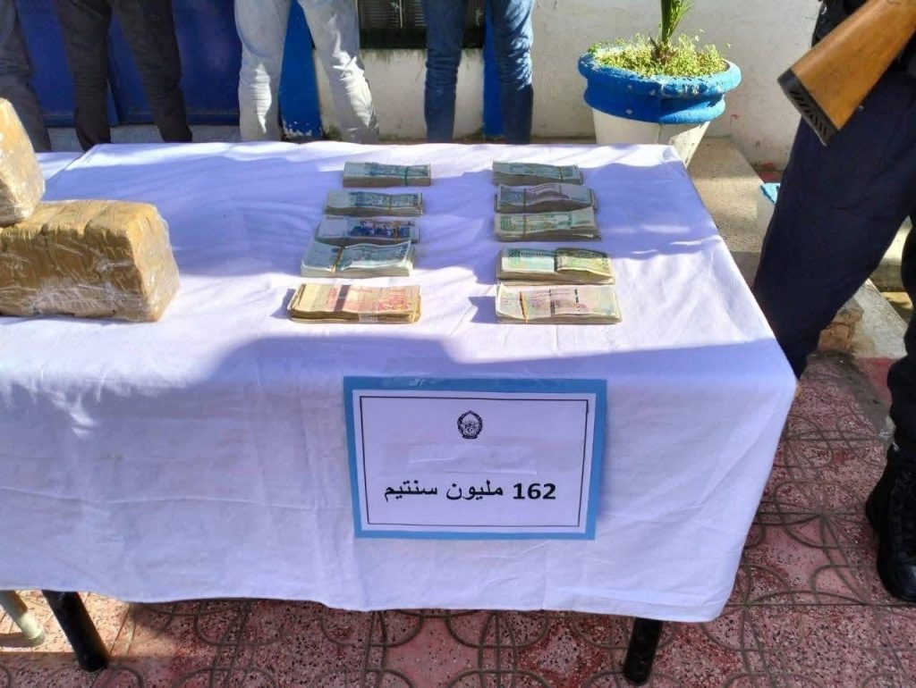 الأمن الجزائري يضع حدا لنشاط شبكة تروج الحشيش المغربي غرب البلاد