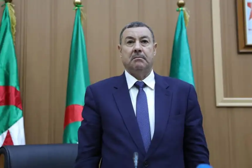 في توقيت حساس.. سعيود ونونيز وجها لوجه بالجزائر