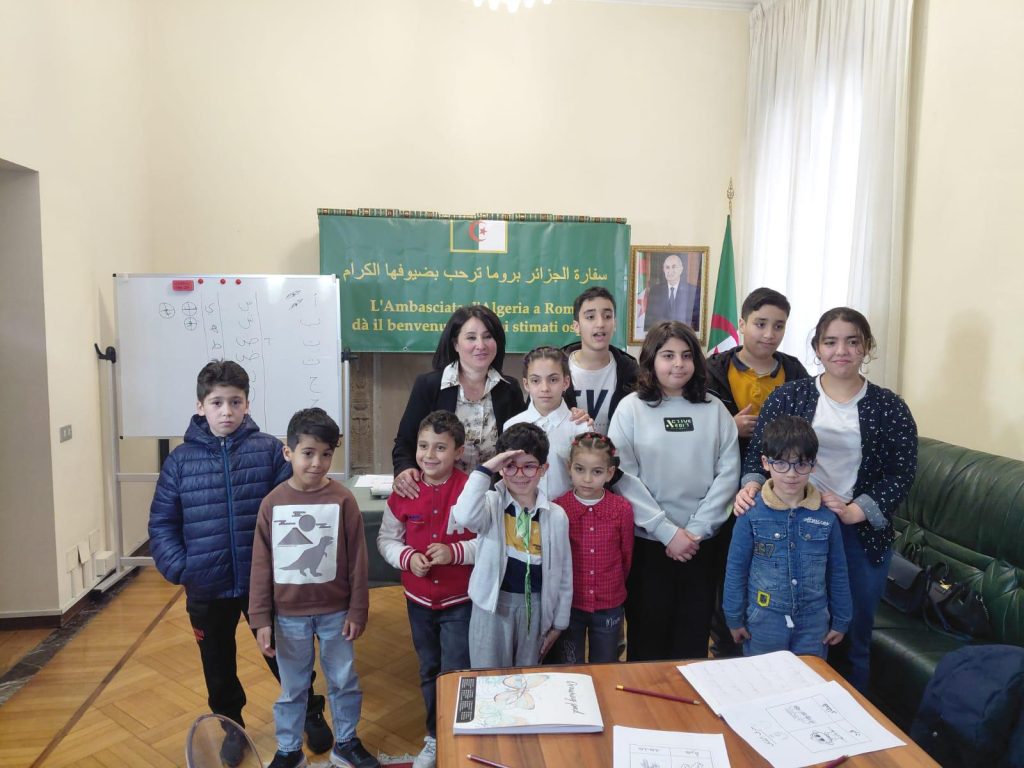 تدشين قسم تدريس اللغة العربية لفائدة أبناء الجالية الجزائرية بروما