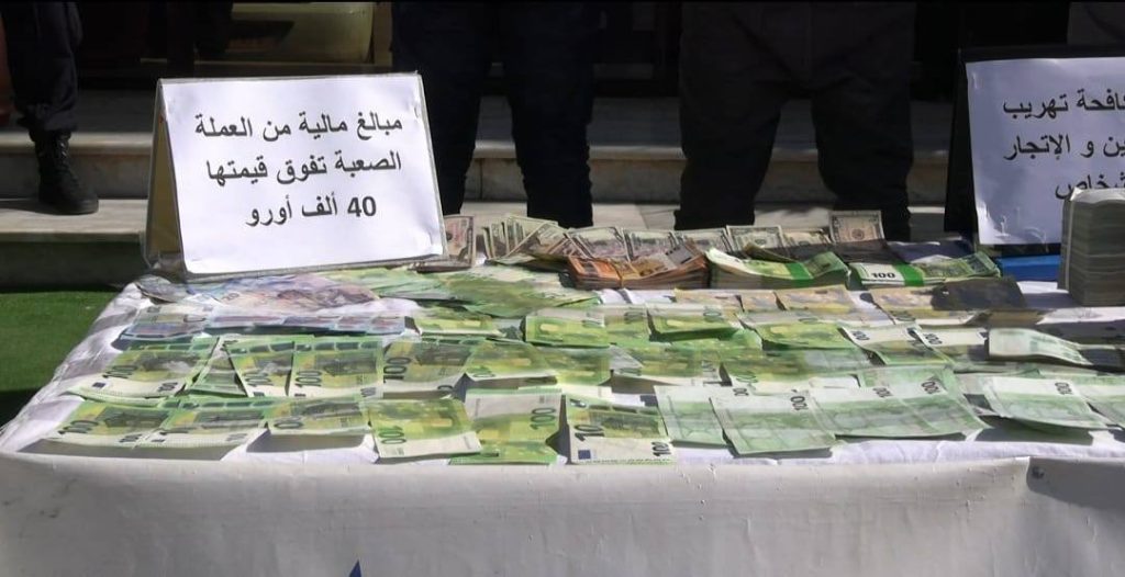 بينهم مغربي.. الإطاحة بشبكة دولية لتهريب المهاجرين عبر البحر في وهران