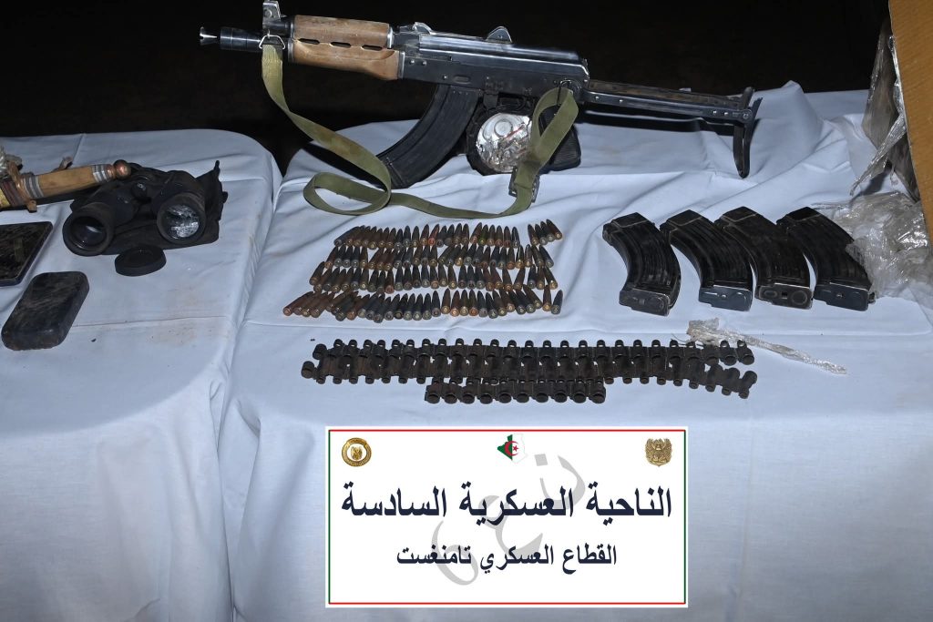 الجيش يقضي على 4 مهربين مسلحين ويحبط تهريب 1.6 مليون قرص مهلوس بتمنراست