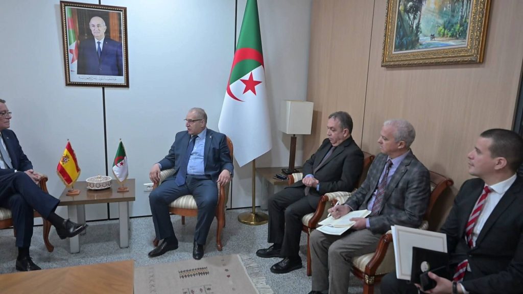 الأمين العام لوزارة الخارجية يستقبل سفير إسبانيا بالجزائر