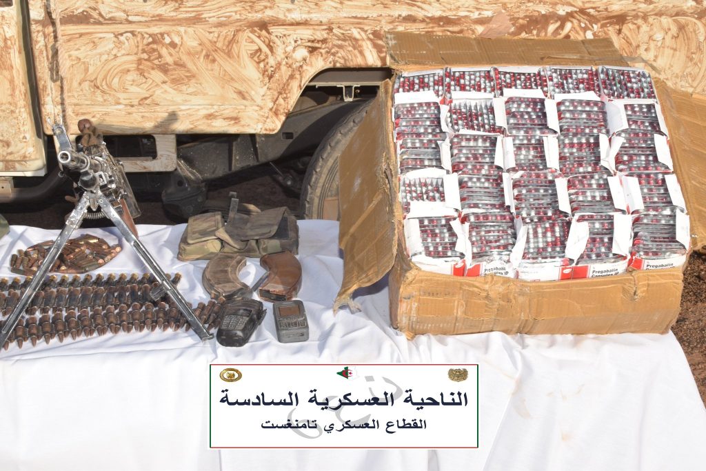 تمنراست: القضاء على مسلح وحجز 1.5 مليون قرص مهلوس وكمية من الأسلحة والذخيرة بـ “آراك”