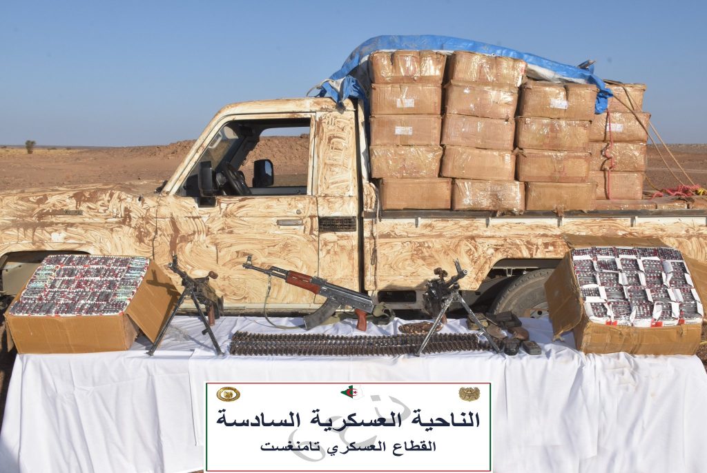تمنراست: القضاء على مسلح وحجز 1.5 مليون قرص مهلوس وكمية من الأسلحة والذخيرة بـ “آراك”