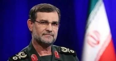 الحرس الثوري الإيراني يعلن استشهاد قائد قواته البحرية