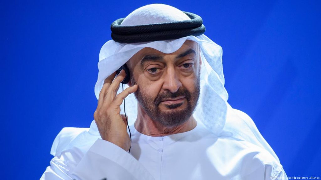 الإمارات تبلغ واشنطن والغرب استعدادها للمشاركة في قوة عسكرية دولية لفتح مضيق هرمز