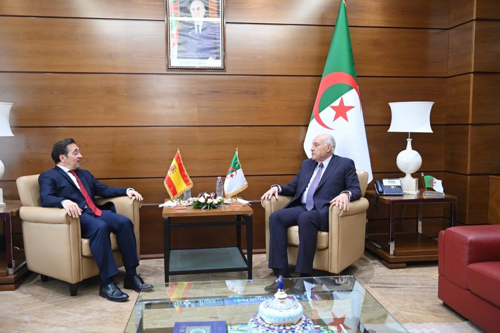وزير الخارجية الإسباني في ضيافة الرئيس تبون