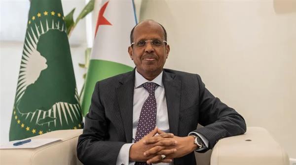 ملوك وزعماء ورؤساء دول يعزون الجزائر على إثر فاة الرئيس الأسبق اليامين زروال