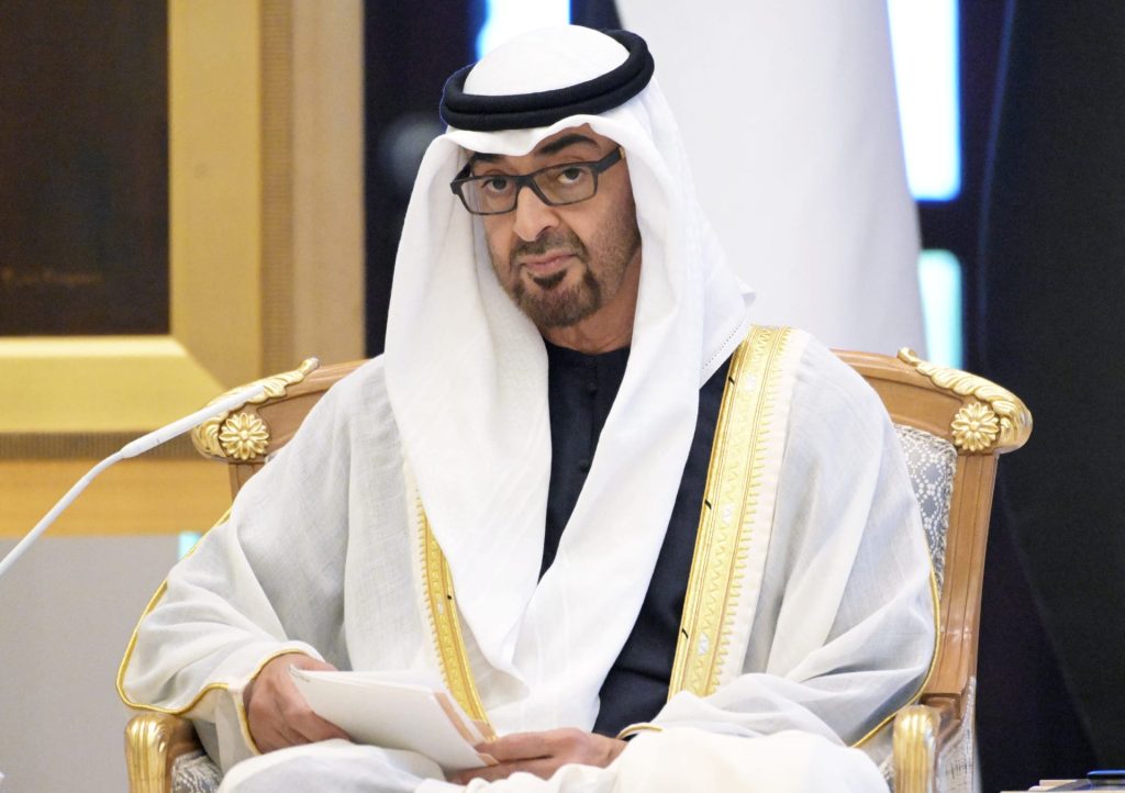 بن زايد يأمر بإجلاء الرعايا الإسرائليين في رحلات خاصة مجانا إلى تل أبيب