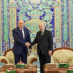 الرئيس تبون يؤكد تضامن الجزائر واستعدادها للوقوف إلى جانب لبنان
