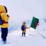 استمرار تساقط الثلوج في الجزائر على هذه المرتفعات!