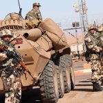 الجيش الجزائري يحجز مليون قرص مهلوس و4 قناطير كيف قادم من المغرب