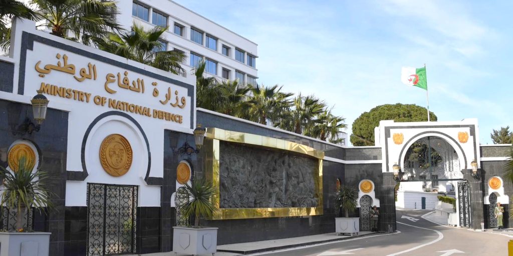 الجيش الجزائري يقضي على 4 إرهابيين بإقليم القطاع العسكري تبسة