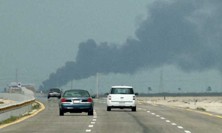 وزارة الدفاع السعودية تعلن اعتراض 4 صواريخ باليستية فوق الرياض