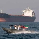 إيران تفرض رسوماً على عبور السفن في مضيق هرمز
