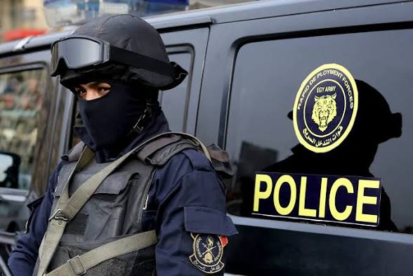 إحباط مخطط لاغتيال السيسي.. الداخلية المصرية تعلن توقيف عناصر متورطة