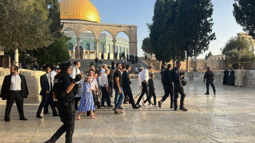 إبراهيم بوغالي يستنكر استمرار إغلاق المسجد الأقصى ويحذر من تداعيات التصعيد خلال شهر رمضان