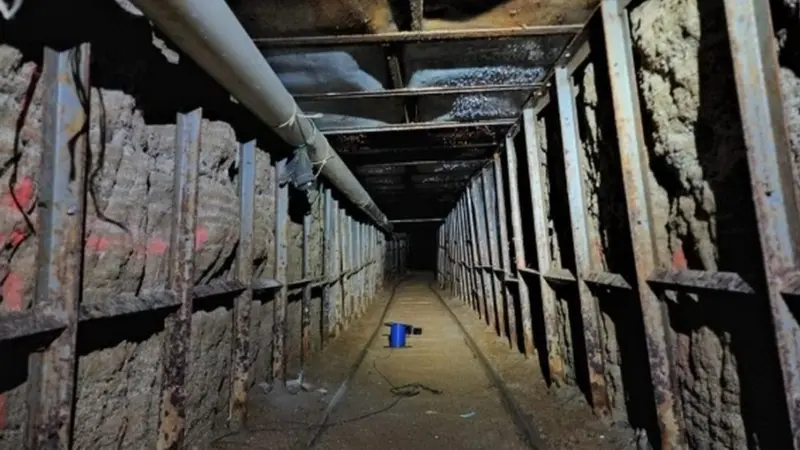 The Tunnel of Smuggling: Drugs, Arms, and Migrants