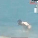 مستوطنون إسرائيليون يسبحون عراة في المغرب.. مشاهد صادمة!