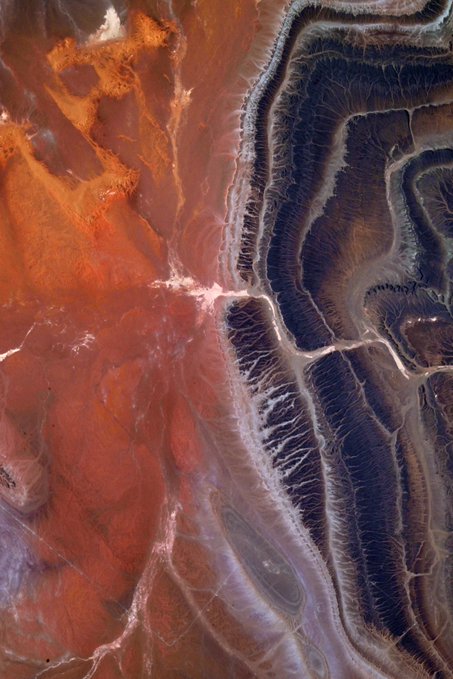 Algeria from Orbit : NASA Astronaut Jessica Meir HailsSaharan Landscapes as “a Cosmic Art Gallery”