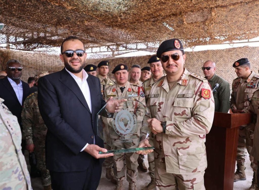 سرت تستضيف مناورات عسكرية لإعادة بناء المؤسسة العسكرية الليبية