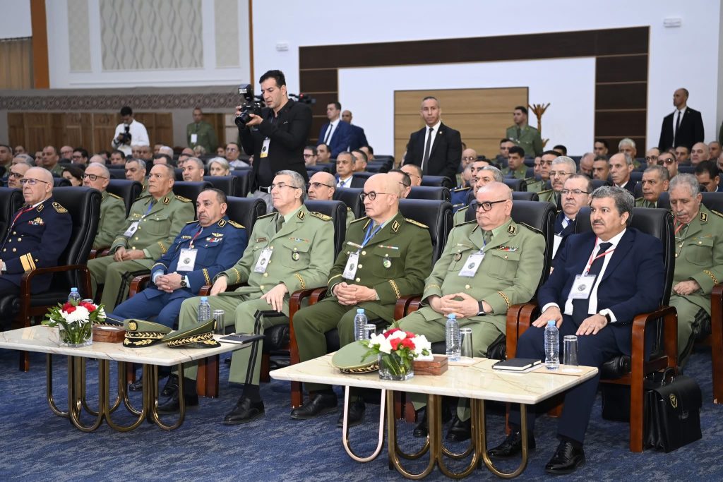 شنقريحة: “الجيش الجزائري سيواصل تحديث تجهيزاته العسكرية وعصرنتها بما يكسبه القدرة الدائمة على مواجهة كافة أشكال التهديدات”