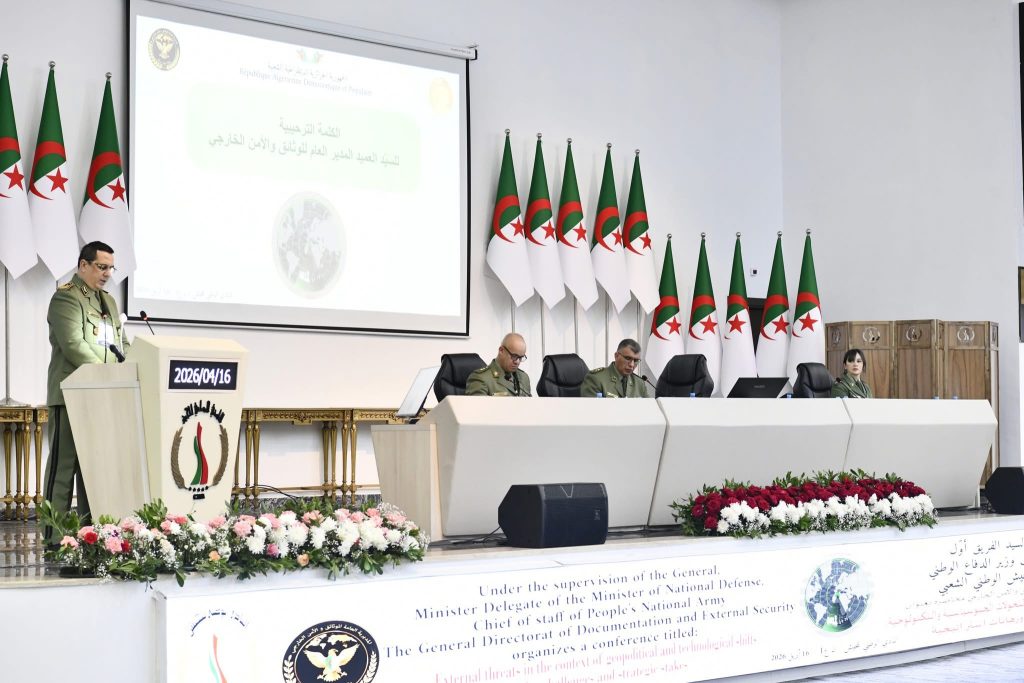 شنقريحة: “الجيش الجزائري سيواصل تحديث تجهيزاته العسكرية وعصرنتها بما يكسبه القدرة الدائمة على مواجهة كافة أشكال التهديدات”