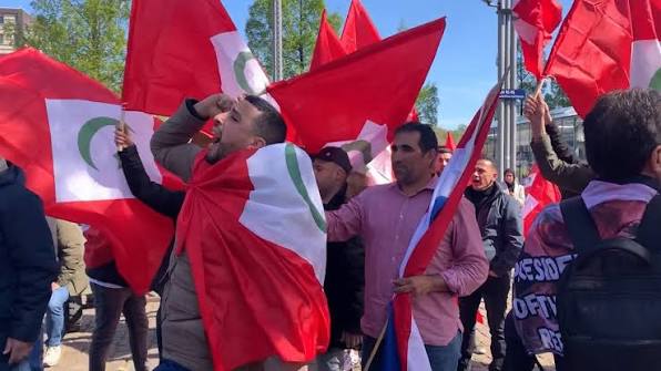 وسم “الحرية لمعتقلي حراك الريف” يجتاح مواقع التواصل الاجتماعي