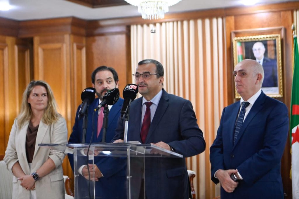 التوقيع على ورقة طريق للتعاون بين الجزائر ومنظمة OLACDE