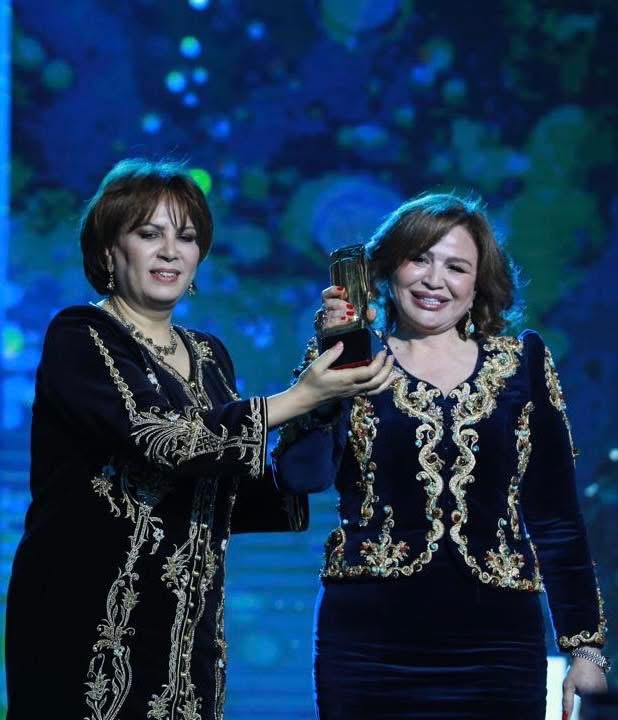 افتتاح مهرجان عنابة للفيلم المتوسطي.. حضور لافت للأزياء التقليدية الجزائرية