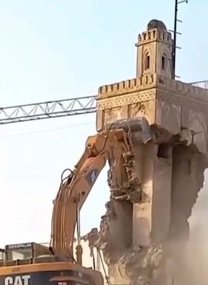 محمد السادس يواصل حربه على بيوت الله .. المغرب مستوطنة إسرائيلية