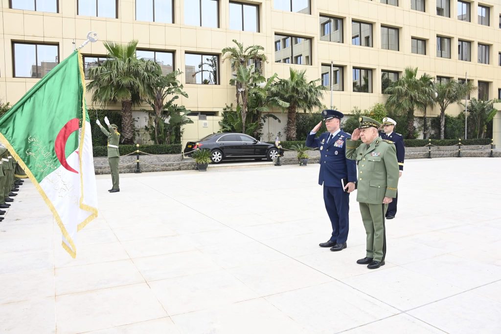 قائد أفريكوم: الجزائر اتخذت موقفا قويا وعملت بجد لتكون سدا لمواجهة كافة التهديدات