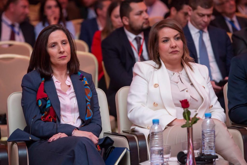 بريد الجزائر يعزّز ريادته الرقمية خلال منتدى “CEO Survey”