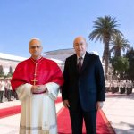 الانجليزية ..اللغة الرسمية لزيارة بابا الفاتيكان إلى الجزائر ترعب فرنسا !