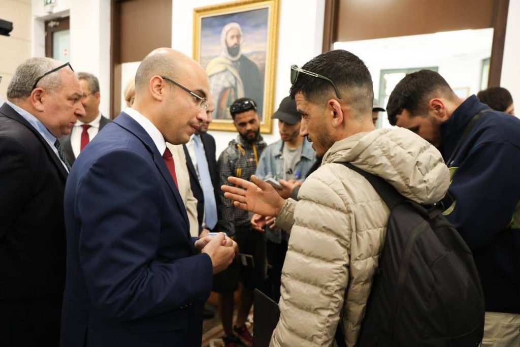 Algeria’s Secretary of State for Diaspora Visits Consulate in Barcelona