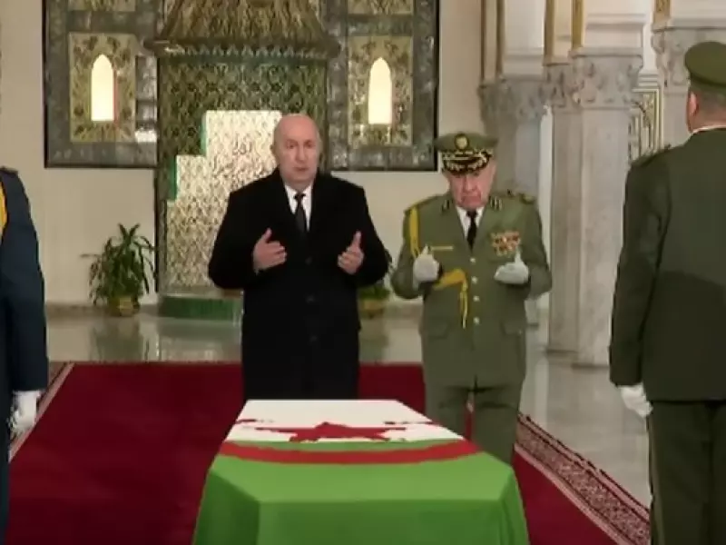 مجلة الجيش : الرئيس الأسبق اليامين زروال قاد الجزائر في أحلك الفترات وأعادها إلى سكتها الصحيحة