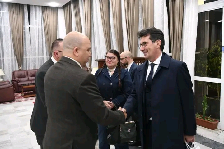 An Italian parliamentary delegation on an official visit to Algeria