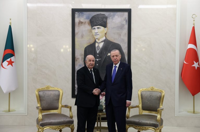 Turkey’s presidential protocol in honor of the Algerian president… What’s the story?