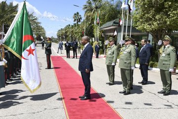 The Angolan president visiting the central supply base of Algeria،first military base
