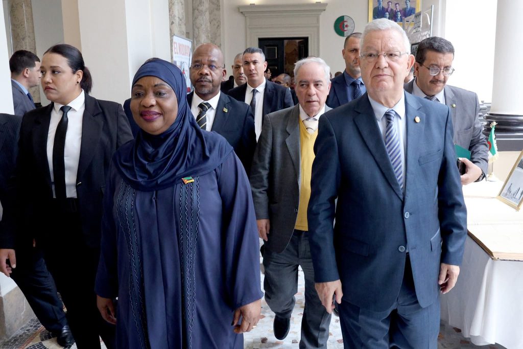 رئيسة جمعية جمهورية الموزمبيق تشيد بجهود الرئيس تبون