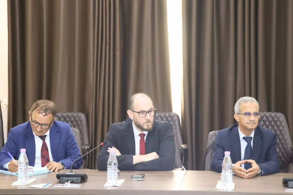 Accord algéro-chinois pour le développement des travaux de dragage portuaire