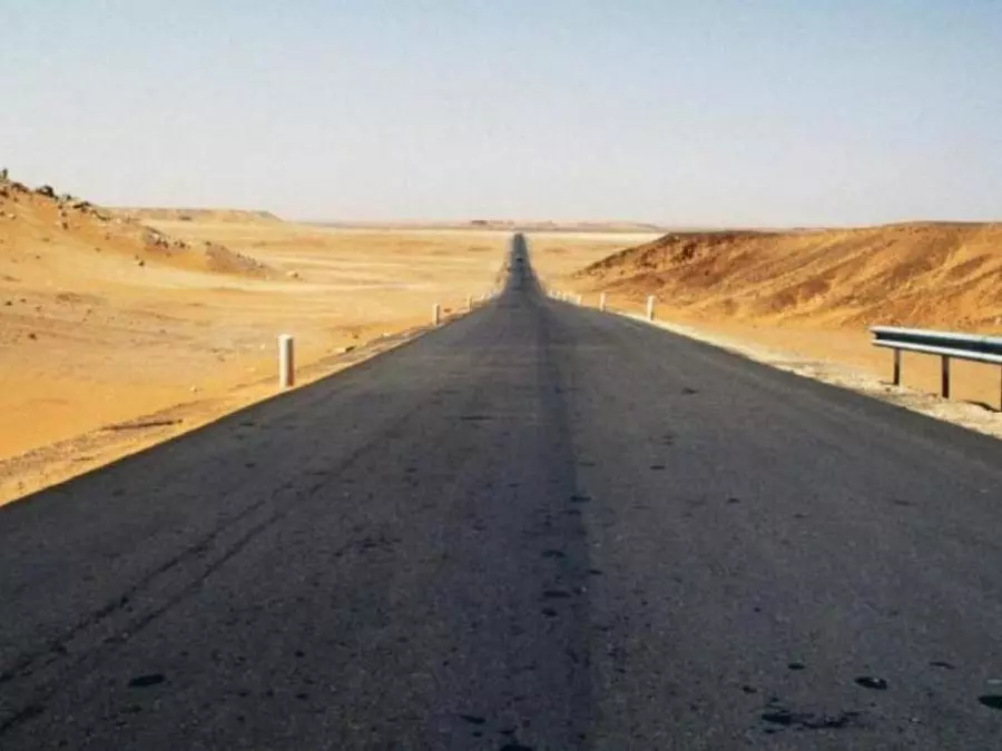 President Tebboune Orders Construction of Trans-Saharan Road Sections and a Cement Plant in Chad