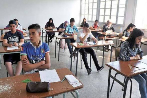 أزيد من 877 ألف مترشح يجتازون إمتحان “البيام” في الجزائر